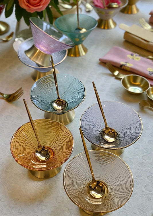 DESSERT BOWLS WITH SPOONS