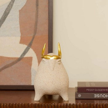 Luxury Golden Horn Bull Sculpture – Symbol of Strength & Prosperity